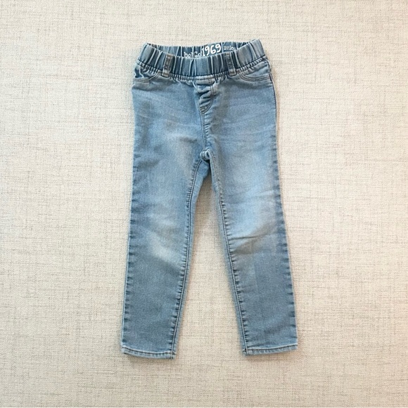 BabyGap Toddler Jeans Size 3 Years - Picture 1 of 3